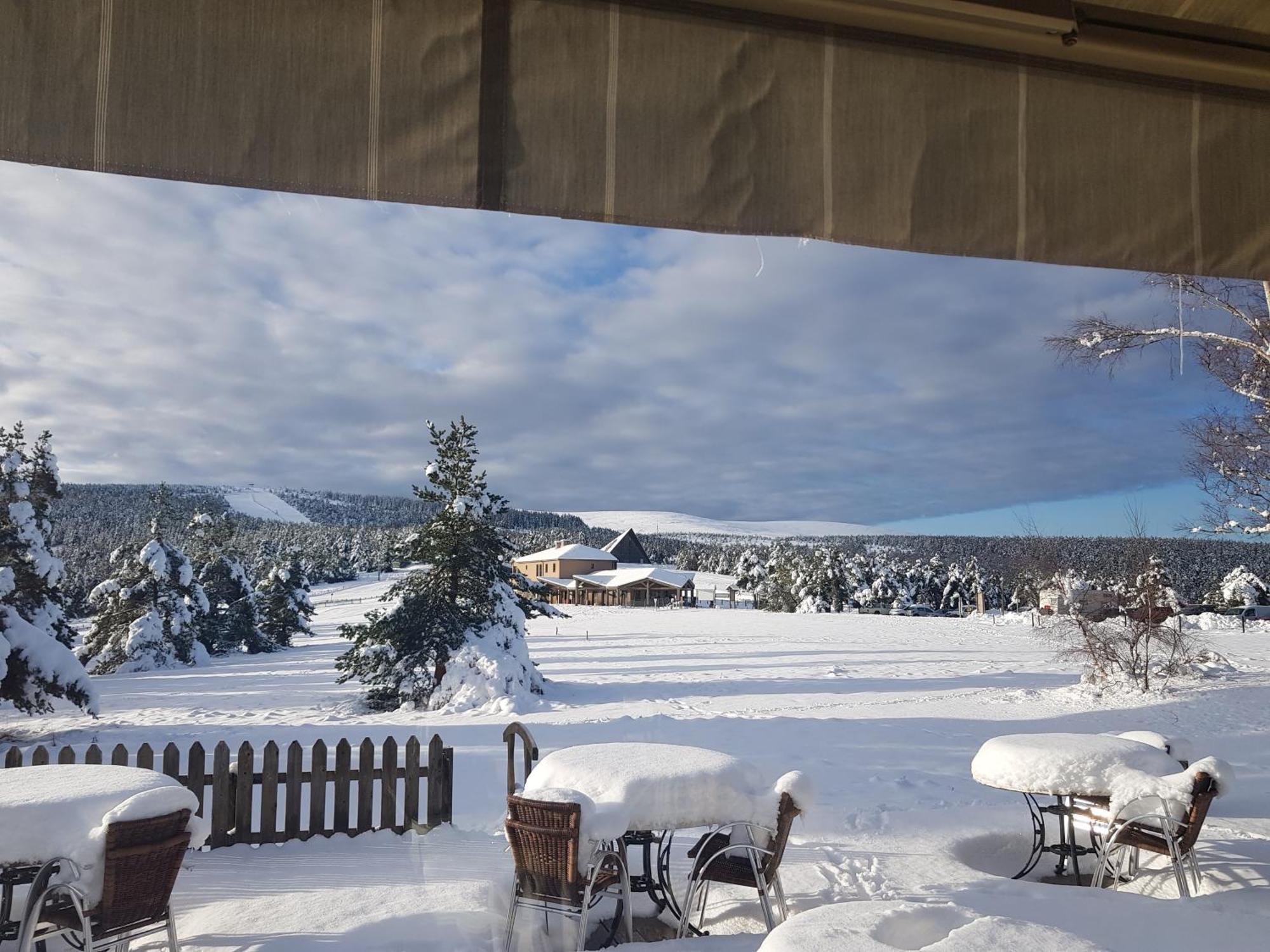 Chalet Hotel Du Mont Lozere Cubieres Exterior foto